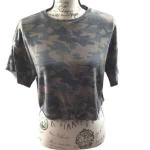 SALE Women's Tresics Camo Green Tie Front Cropped T Shirt Size Small